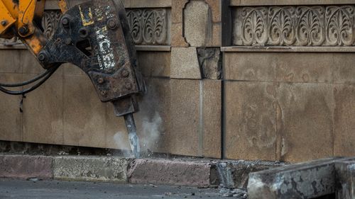 Au început forajele geotehnice pentru consolidarea planşeului de la Piaţa Unirii, anunță Primăria Sectorului 4