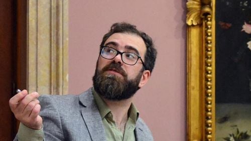 Un angajat al Muzeului Național de Artă al României îl acuză pe director de hărțuire sexuală / Reacția conducerii muzeului: ”A făcut obiectul unei cercetări disciplinare”