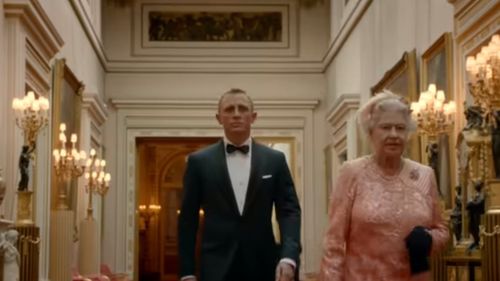 Donald Trump scuteşte saga „James Bond” de taxe vamale