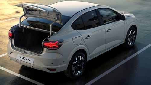 Martie, prima lună când cresc înmatriculările de autoturisme noi în România. Mașinile full electrice, performerele anului