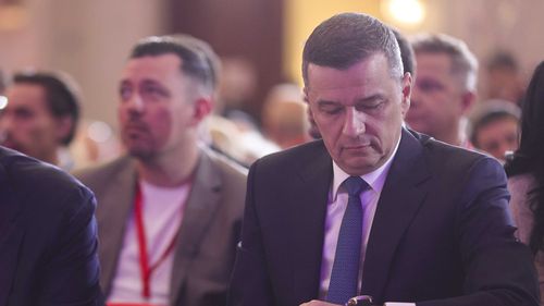 Mișcarea pentru Dezvoltarea Moldovei îi acuză pe Sorin Grindeanu și PSD de sabotaj prin blocarea autostrăzilor Moldovei după ce au atacat la CCR o ordonanță de urgență. Organizația susține că 4,2 miliarde de euro pentru autostrăzile A7 și A8 sunt în pericol de a fi pierduți