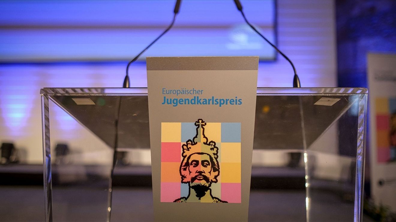 O aplicație de limbaj pentru refugiați creată în Belgia a câștigat Premiul Charlemagne pentru tinerii europeni 2023