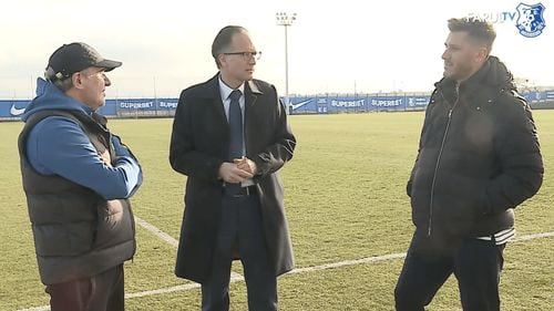 Ambasadorul Germaniei la Bucureşti a vizitat Academia Gheorghe Hagi. El a apreciat că România are şanse să treacă de grupe la Euro-2024