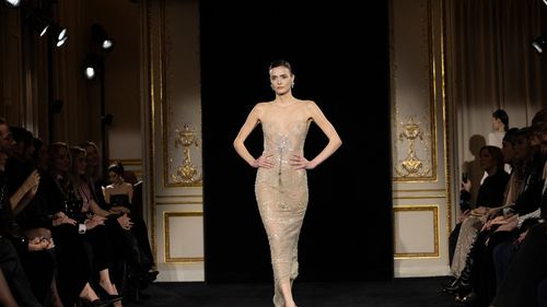 Silvana Armani, nepoata lui Giorgio Armani semnează prima colecție Armani Privé după dispariția fondatorului