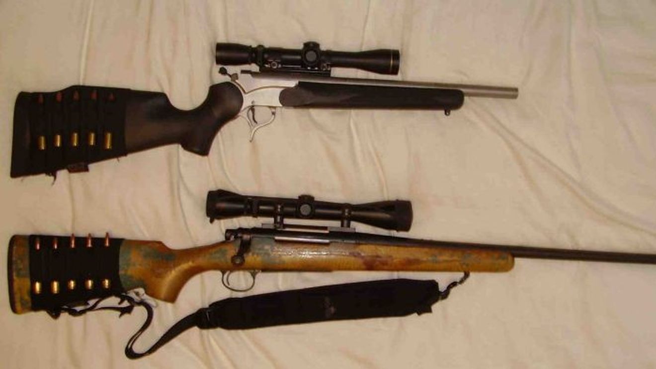 În urma perchezițiilor în mai multe județe, au fost indisponibilizate 10 arme, dintre care 5 de vânătoare și 4 arme lungi cu aer comprimat şi un pistol neletal cu gaze