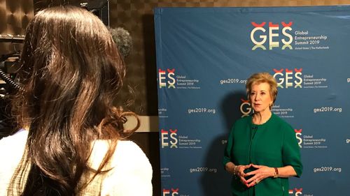 Trump o numeşte pe Linda McMahon secretar al Educaţiei  / Aceasta a fost director de pro-wrestling / ”Va face America numărul unu în lume în domeniul educaţiei”