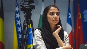 O şahistă iraniană participă la un turneu internaţional fără hijab