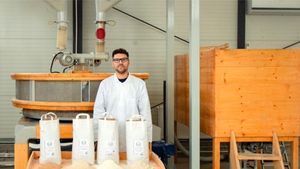 VIDEO / O cooperativă din Oltenia explică de ce cultivă cereale românești: au productivitate cu 30% mai mică, dar sunt superioare calitativ / ”Nu există mult și bun, există puțin și foarte bun, în cazul nostru”