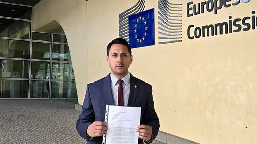 Fostul europarlamentar Vlad Gheorghe i-a cerut comisarei pentru egalitate să intervină ”pentru protecția româncelor”, după ce 26 de femei au fost ucise doar în 2025
