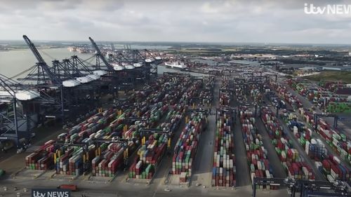 Principalul port britanic de mărfuri, Felixstowe, intră într-o grevă de opt zile, pentru prima oară din 1989, şi cere măriri de salarii în contextul inflaţiei-record din Regatul Unit