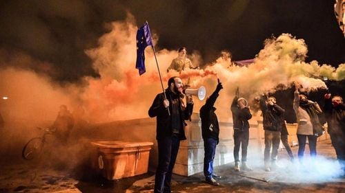 VIDEO INTERVIU Membru ALDE Europa: Sprijinim condiționarea fondurilor UE de respectarea democrației. Luăm foarte în serios statul de drept și corupția/ Membrii ALDE trebuie să respecte un set de valori