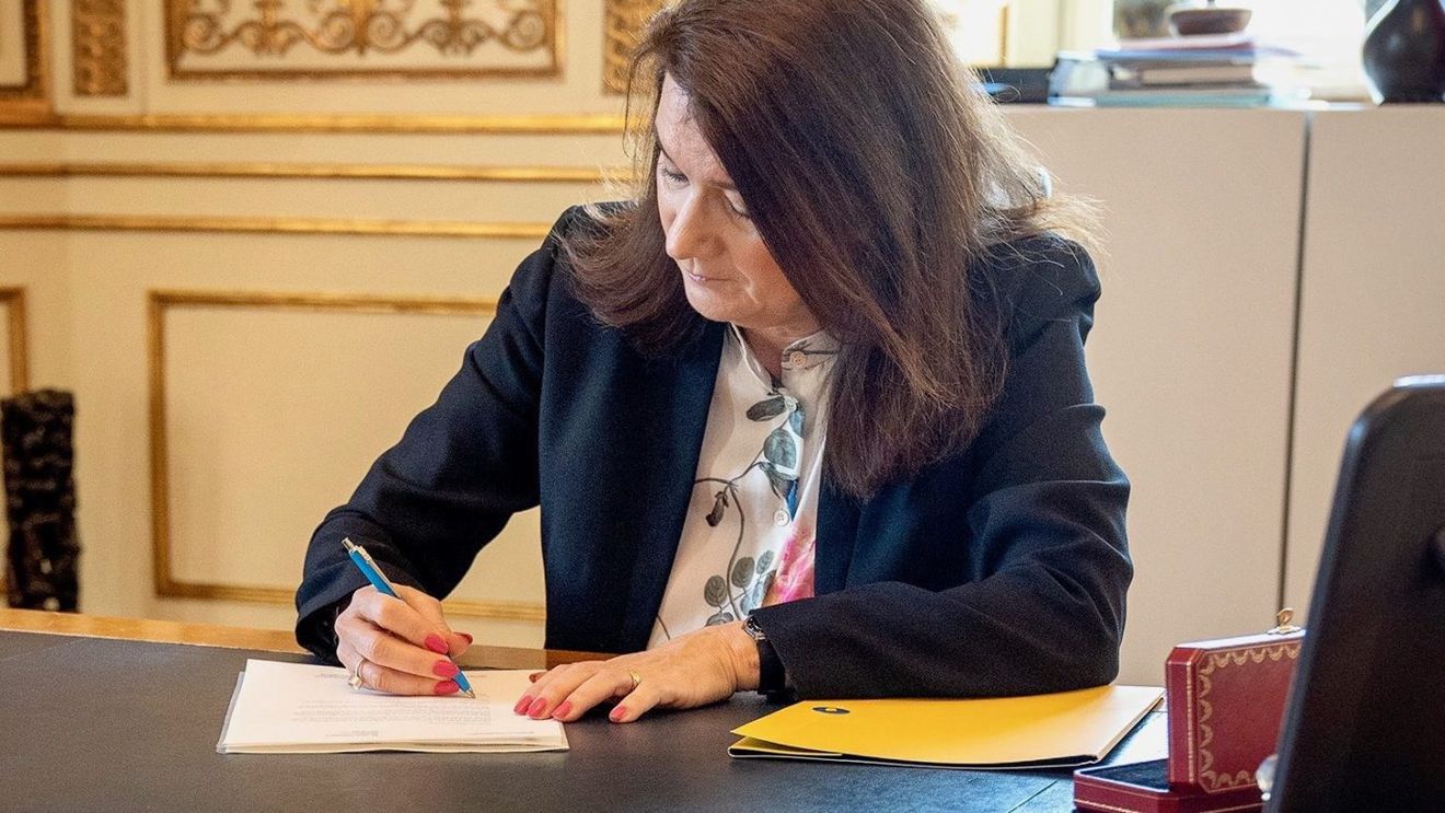 Ministrul suedez de Externe a semnat oficial cererea de aderare a țării sale la NATO / Cererea urmează să fie trimisă secretarului general al alianței militare