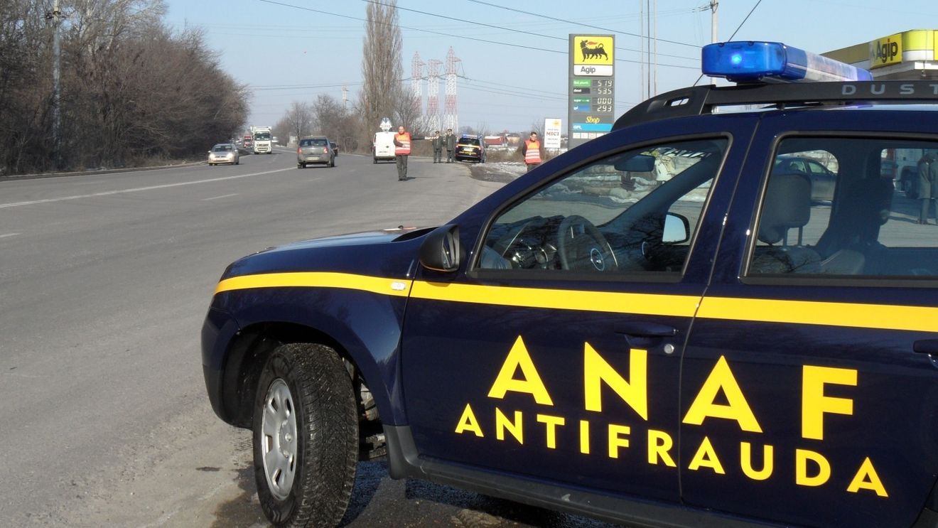 Vameșii și inspectorii ANAF vor fi obligați să poarte camere video de tip bodycam când fac controale