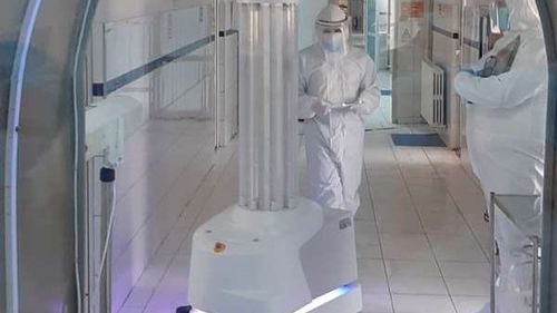Spitalul de Boli Infecțioase din Constanța a primit un robot autonom pentru dezinfecție cu lumină UVC de la Bucharest Robots