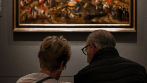 Vrei să ții îmbătrânirea la distanță? Consumă artă și cultură zilnic, spune un nou studiu