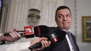 PSD: Susținerea pentru actuala formulă de guvernare nu poate fi acordată în orice condiții și indiferent de câte ori se încalcă Acordul Politic de către celelalte partide / E dreptul suveran de a analiza în forurile interne ale partidului dacă și în ce condiții va continua să susțină actuala coaliție de guvernare