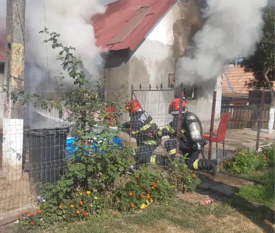 incendiu locuință din Mureș