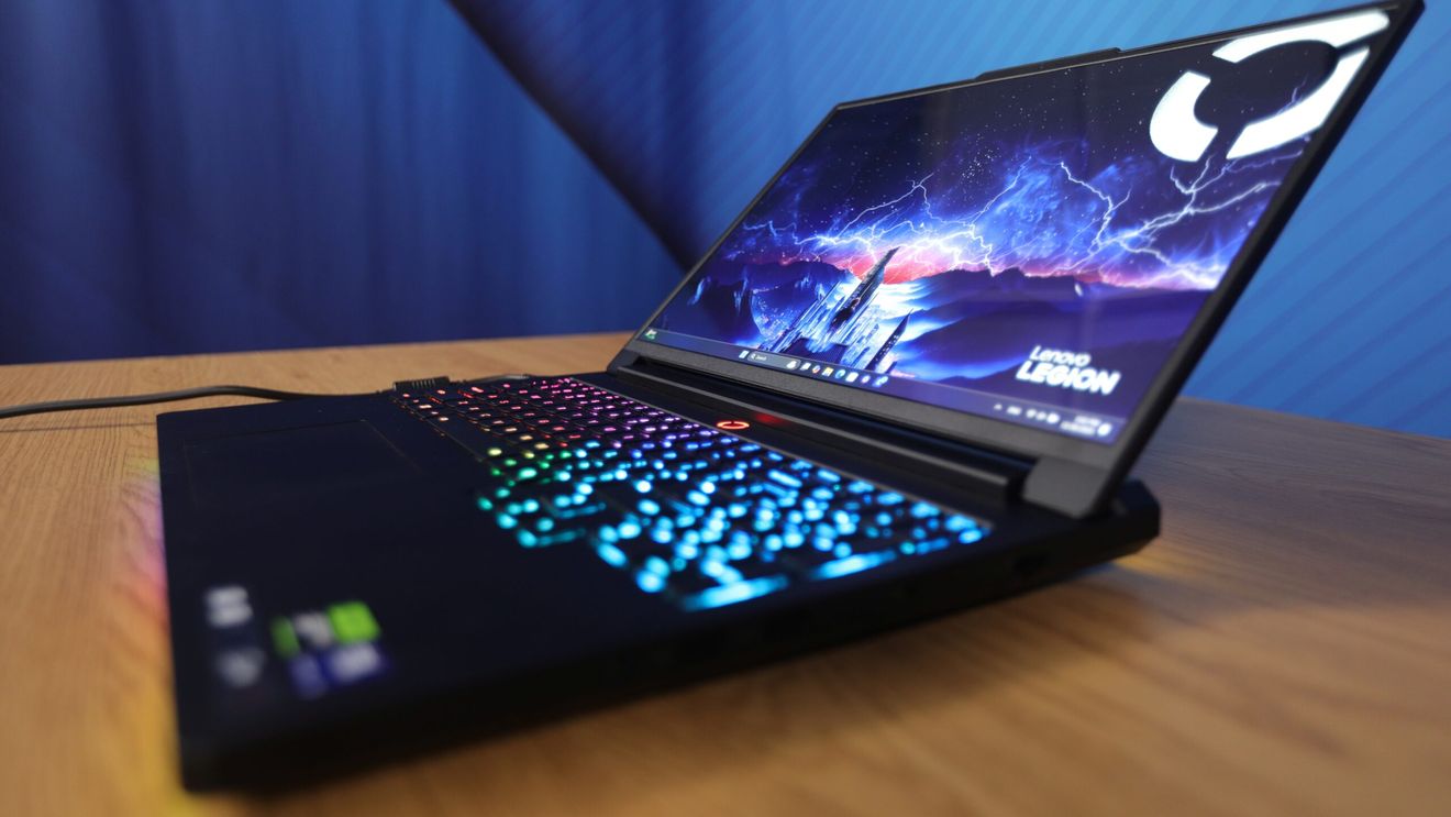 5 greșeli care îți distrug laptopul fără să îți dai seama