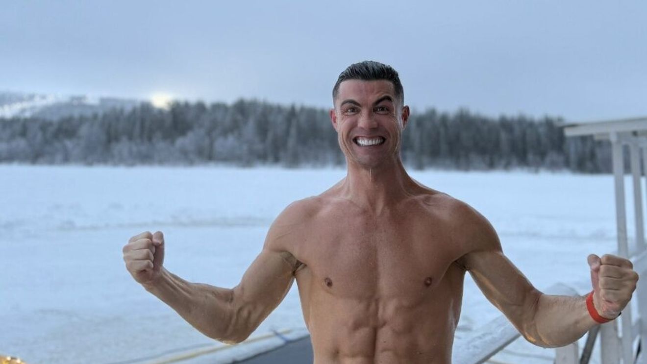 VIDEO Cristiano Ronaldo, baie în Laponia la o temperatură negativă