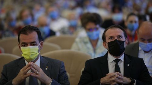 Promisiunile pentru educație ale candidaților la șefia PNL: Cîțu – câteva paragrafe cu PNRR și România Educată, cu orizont de schimbare 2026 / Orban – Peste 2 pagini cu școala ca prelungire a familiei, aplicarea României Educate