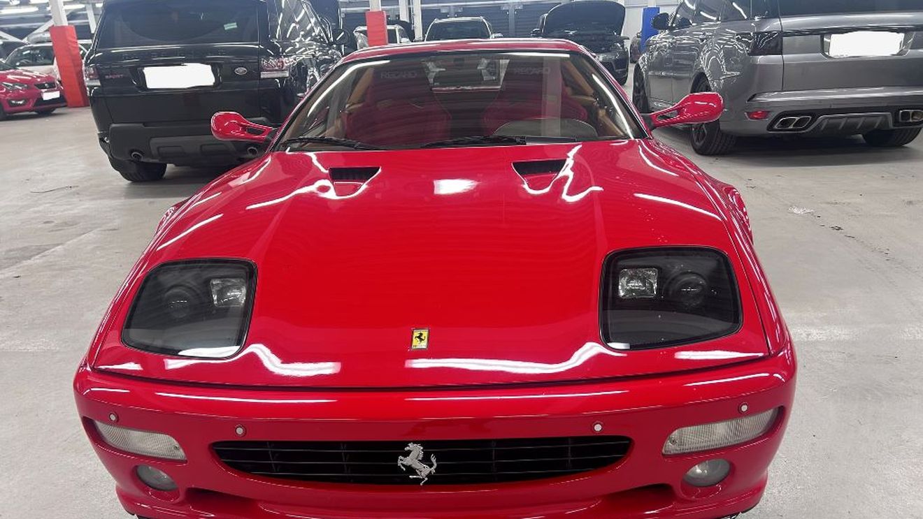 Un Ferrari furat în 1995 la Londra, de la un fost pilot de Formula 1, a fost recuperat de poliție