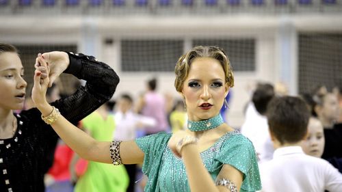 Sportivi din peste 40 de ţări, la cel mai important eveniment de dans sportiv din România / Se organizează și Campionatul Mondial de Adulţi Latino