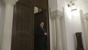 Ludovic Orban, după 6 luni de mandat: Putem profita de conjunctura internațională și relocarea unor investitori în țara noastră/ Pregătim măsuri de genul IMM Invest și pentru companiile mari/ Ne gândim la un program „Români pentru români”, în care cetățenii să poată cumpăra acțiuni la stat