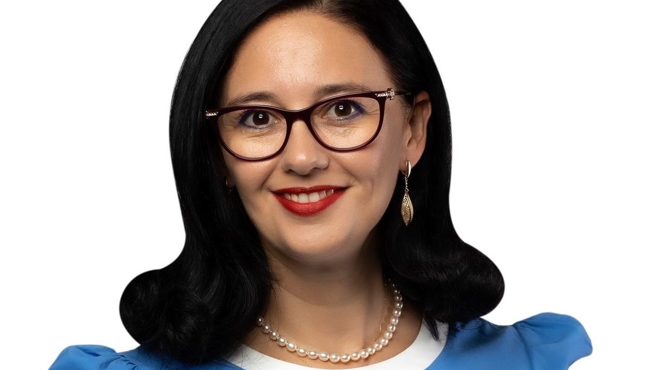 ADVERTORIAL Candidatul PMP la Consiliul Județean Călărași, Simona Vlădica: Voi relansa industria locală, voi crea locuri de muncă şi voi stopa risipa banului public