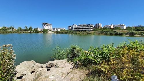 Retrocedările controversate din Constanța: Familia primarului Făgădău, proprietară în mijlocul prietenilor lui Mazăre, Strutinsky și Constantinescu în cea mai râvnită zonă imobiliară din oraș