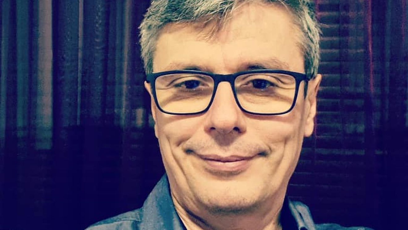 Ministrul Economiei, Virgil Popescu, anunță că s-a vindecat de coronavirus: Negativ - oficial ”liber” de Covid-19. Am avut gust, miros. Deci este posibil, ca după aceste 2 săptămâni, să mă fi ales cu câteva ”grame în plus”