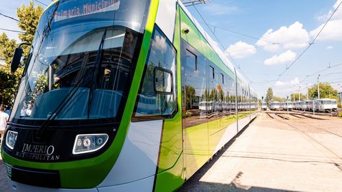 Astra Arad, replică pentru Gabriela Firea la acuzele privind puterea tramvaielor: „Vă știam specialistă în motoare turcești, nu știam că v-ați specializat și în motoare germane”