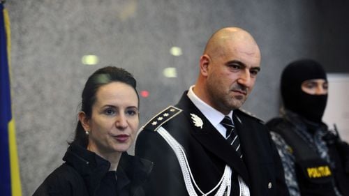 Procuroarea Giorgiana Hosu, propunerea lui Tudorel Toader pentru funcţia de adjunct al şefului DIICOT, a promit aviz pozitiv de la CSM. Hosu a fost adjuncta lui Bica, iar soţul ei este trimis în judecată de DNA pentru corupţie