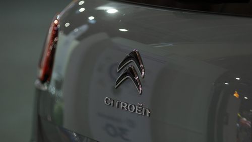Ruşii folosesc kiturile furnizate de chinezi pentru a produce automobile Citroen la o uzină Stellantis abandonată (Reuters)