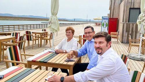 Victor Ponta anunţă că duminică se va testa pentru COVID-19 şi că nu va mai participa la acţiuni de campanie până la primirea rezultatului