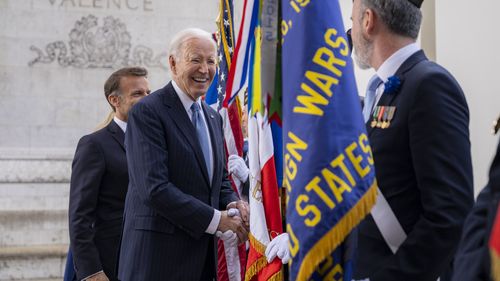 Preşedintele francez Emmanuel Macron salută "loialitatea" liderului american Joe Biden, care "iubeşte şi respectă europenii"