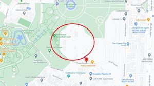 Primăria Sector 4 din București vrea să construiască un parc tematic de 2,6 hectare în interiorul Parcului Tineretului cu fonduri UE din planul de relansare. Parcul recreează harta României în miniatură