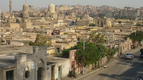 Necropola istorică din Cairo, Al-Qarafa, în pericol din cauza unei proiect de autostradă