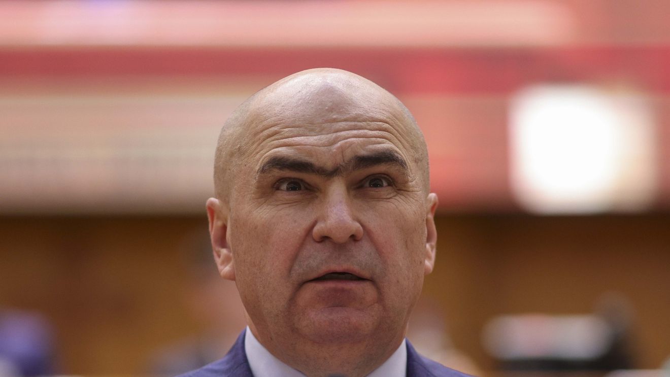 Bolojan, discurs în Senat pentru susținerea ministrului David: Nu am avut alte posibilități decât să aducem aceste corecții / Suntem în media europeană cu 20 de ore de predare / În câte țări din Europa primești burse și când ești în vacanță?