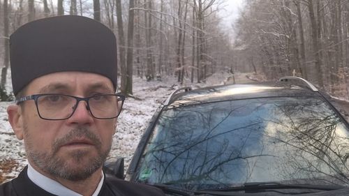 Preotul ortodox din Şuncuiuş, anchetat pentru agresiune sexuală asupra unei minore, rămâne liber