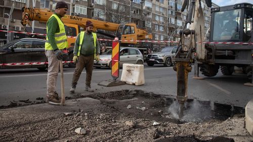 Restricţii de trafic rutier pe Şoseaua Bucureşti-Ploieşti, în zona Gării Băneasa - Fântâna Mioriţa, începând de sâmbătă. Încep lucrările la stația de metrou