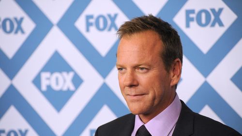 Kiefer Sutherland spune că a crescut fără a fi conștient de succesul tatălui său, Donald