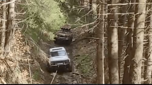 Amenzi de 30.000 de lei unor şoferi care au intrat cu autovehicule off-road într-o zonă interzisă din Brașov