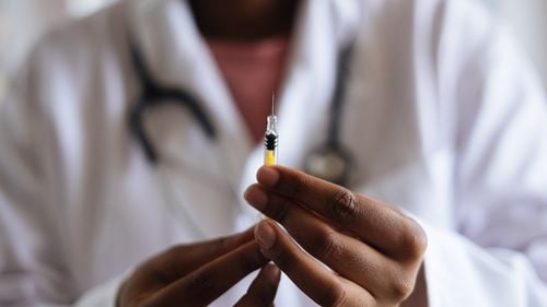 Cardiolog de la Spitalul Judeţean Târgu Jiu, după demisia mai multor colegi: Volumul foarte mare de muncă face ca activitatea noastră să fie superficială / După 30 de ore de gardă, o colegă a început să plângă, era complet depăşită