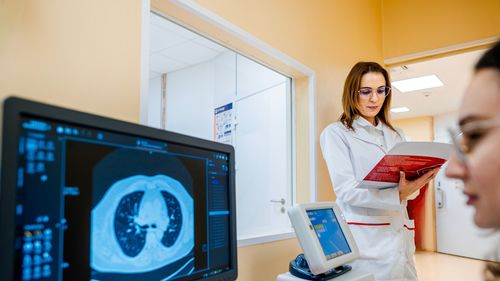Durerea nu spune tot: ce pot descoperi medicii cu tehnologia RMN de ultimă generație