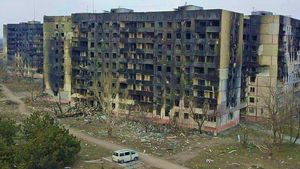 Rusia blochează „complet” orice ajutoare umanitare pentru Mariupol, susține viceprimarul orașului: „Au mai rămas 100.000-130.000 de civili. Populaţia supravieţuieşte. Împart unii cu alţii tot ce au”