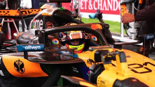Lupta pentru titlul la piloți în Formula 1 este relansată - Lando Norris și Oscar Piastri, eliminați de la Marele Premiu din Las Vegas
