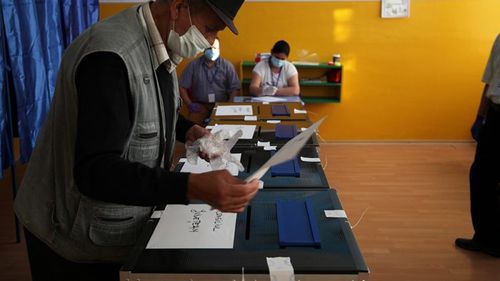 Ludovic Orban: Este foarte important fiecare vot, să nu ne trezim iar cu un PSD puternic/ Garantez că nimeni nu-și va pune sănătatea în pericol dacă merge la vot, am luat măsuri stricte