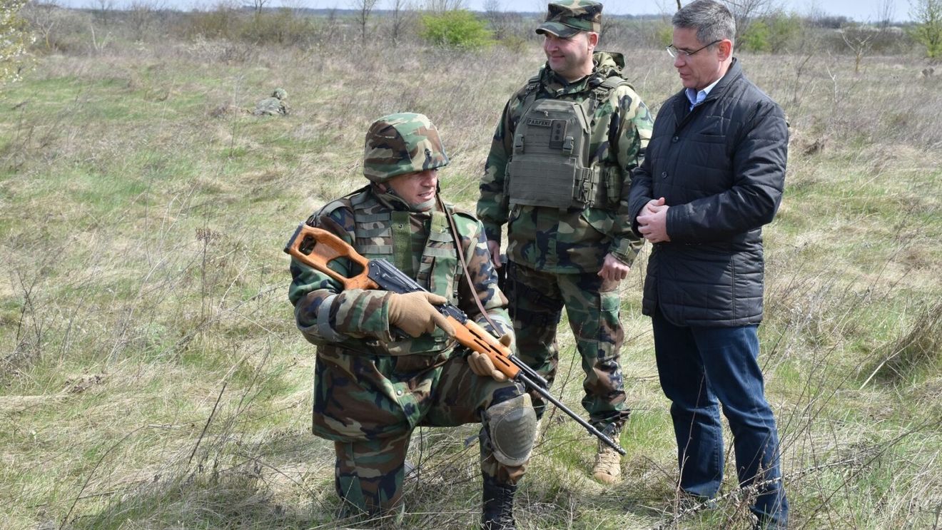 Ministrul moldovean al Apărării despre acuzaţiile fără probe ale lui George Simion privind frauda la vot din Republica Moldova: “Aducerea dezbinării şi a urii între popoare este un element al războiului hibrid în scopul şi interesul Federaţiei Ruse”