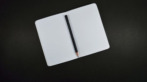 Note la clasele a III-a și a IV-a și descriptori de însușire a competențelor până în clasa a II-a – propunerea legislativă a fost depusă în Parlament de Pop