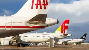 Aeroporturile portugheze, număr record de pasageri pe măsură ce turiștii se întorc/ Turismul, un motor cheie al economiei Portugaliei, reprezenta aproape 15% din produsul intern brut înainte de pandemie